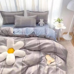 Grey Grid Pattern Comforter with Daisy Pillow